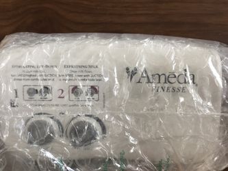 Ameda Finesse breast pump