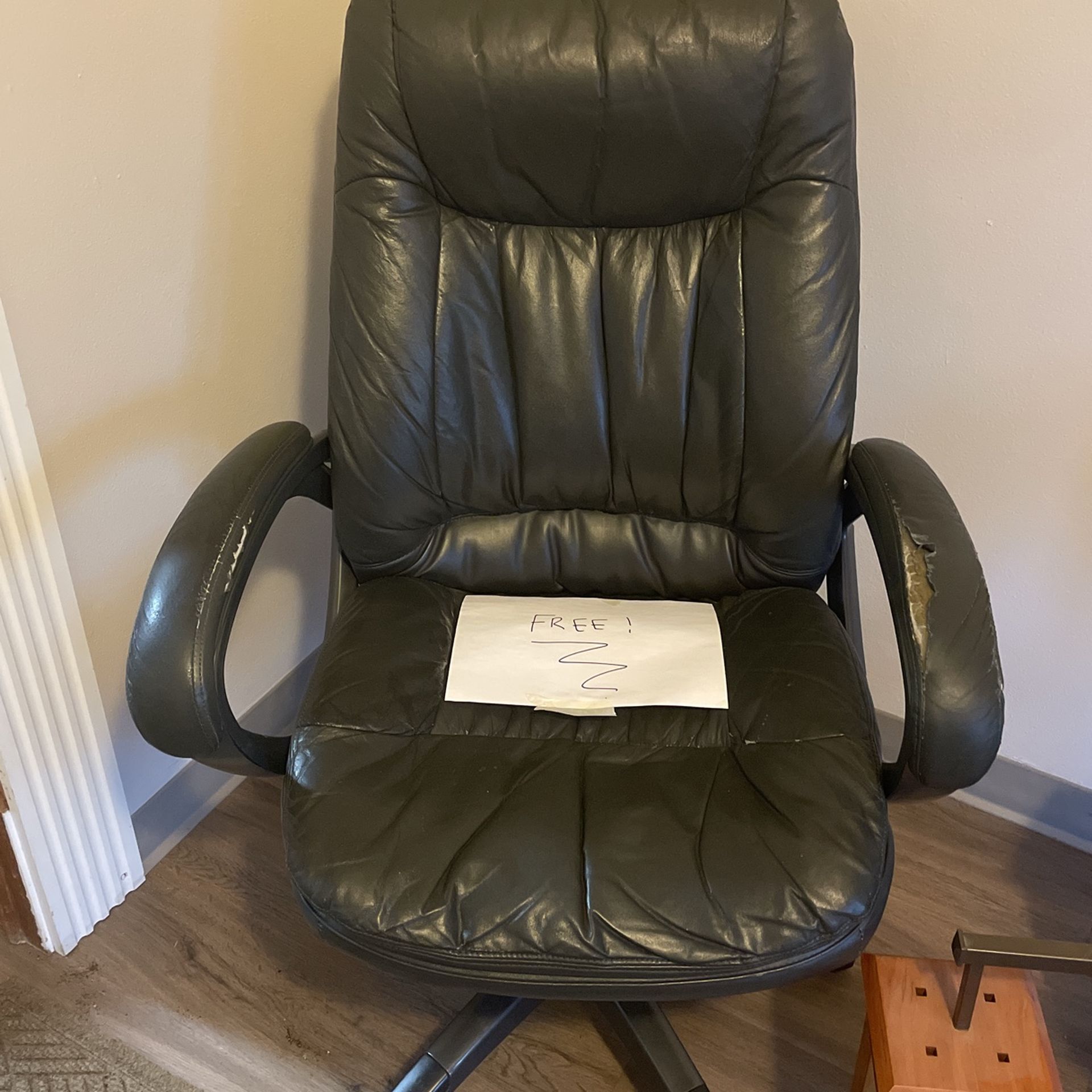 Free Office Chair
