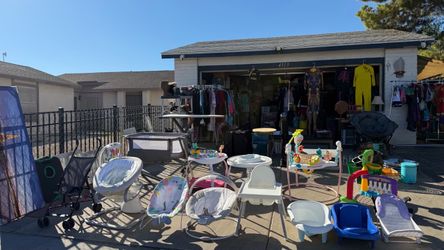 Sunday sale 4513 queen angel ct 89110