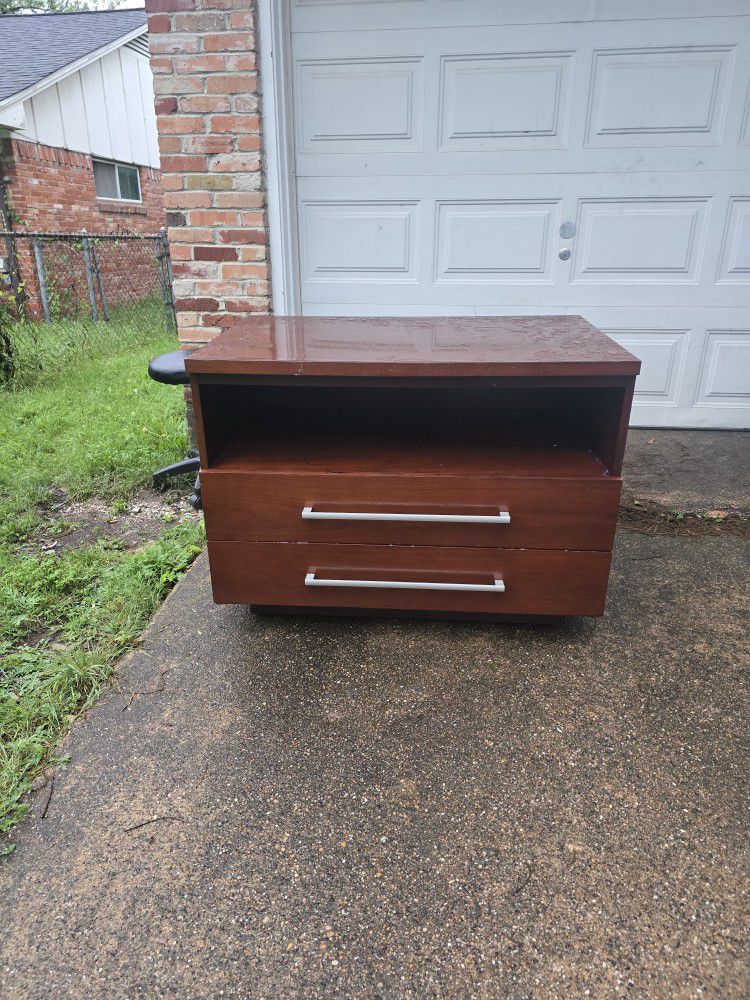 FREE, TV Stand