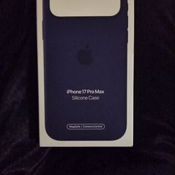 Apple iPhone 17 Silicone Case