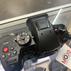 Panasonic GH5S