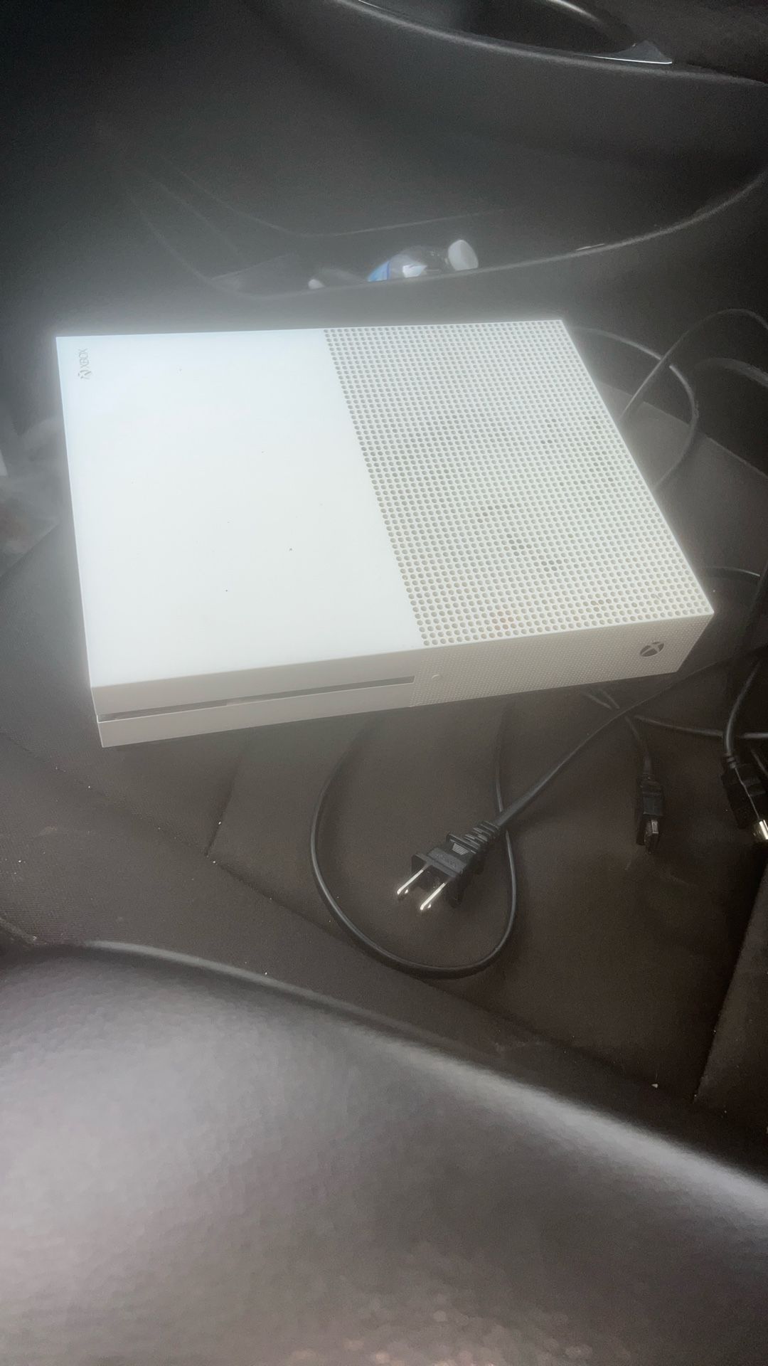 WHITE XBOX 1