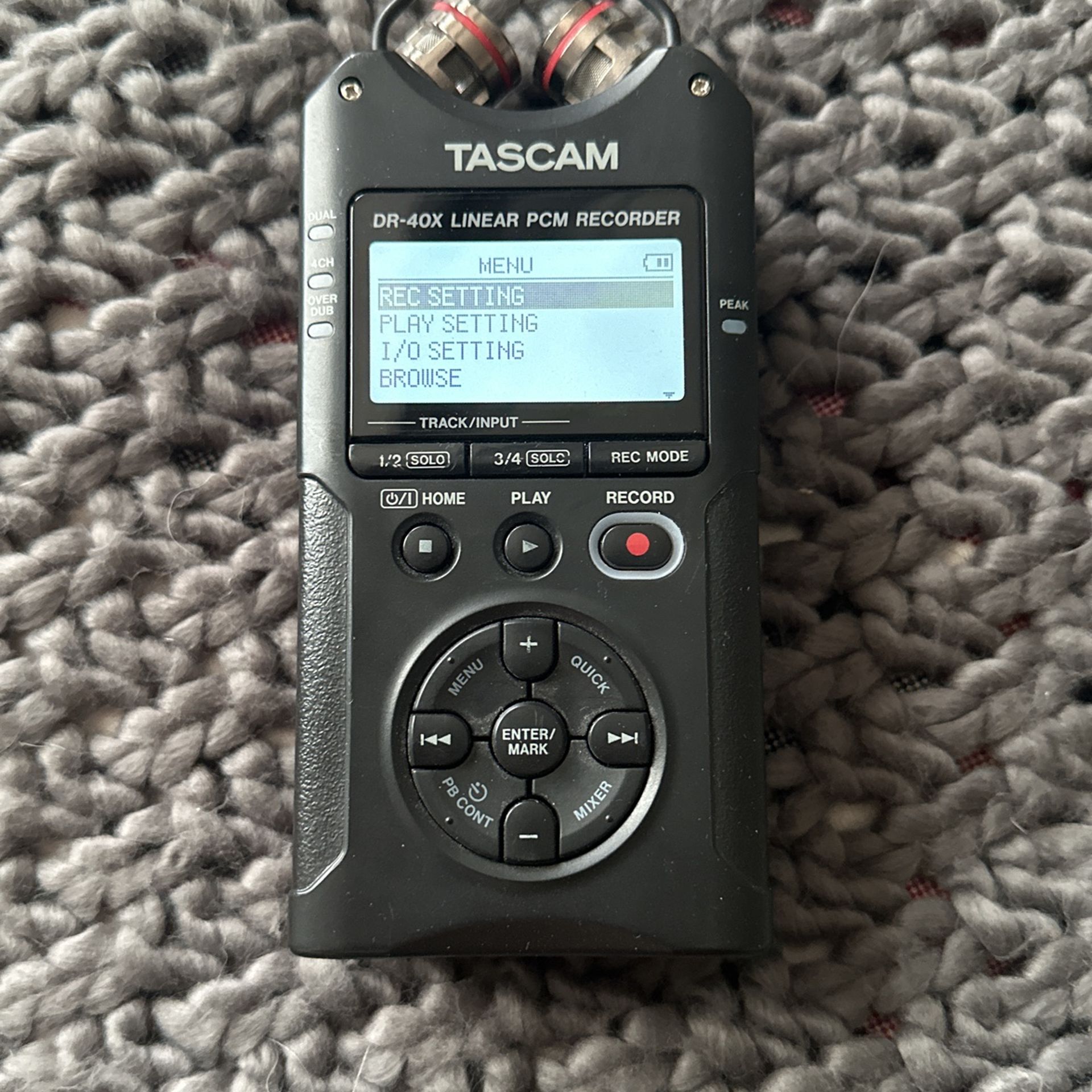 Tascam Dr-40x