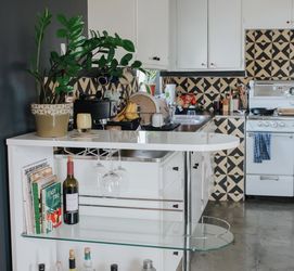 Modern 3-Tier Wood Glass Shelves Glossy White + Clear Bar