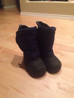 Kids snow boots