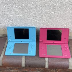 Nintendo DSi handhelds