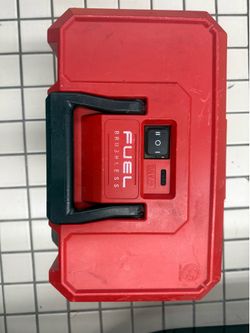 Milwaukee Fuel M12 Wet/Dry Vacuum
