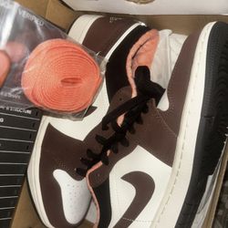 Nike Air Jordan 1 Low SE Brown/White/Pink 