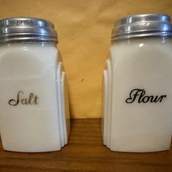 Vintage McKee Custard Glass Salt & Flour Shakers Roman Arch Design