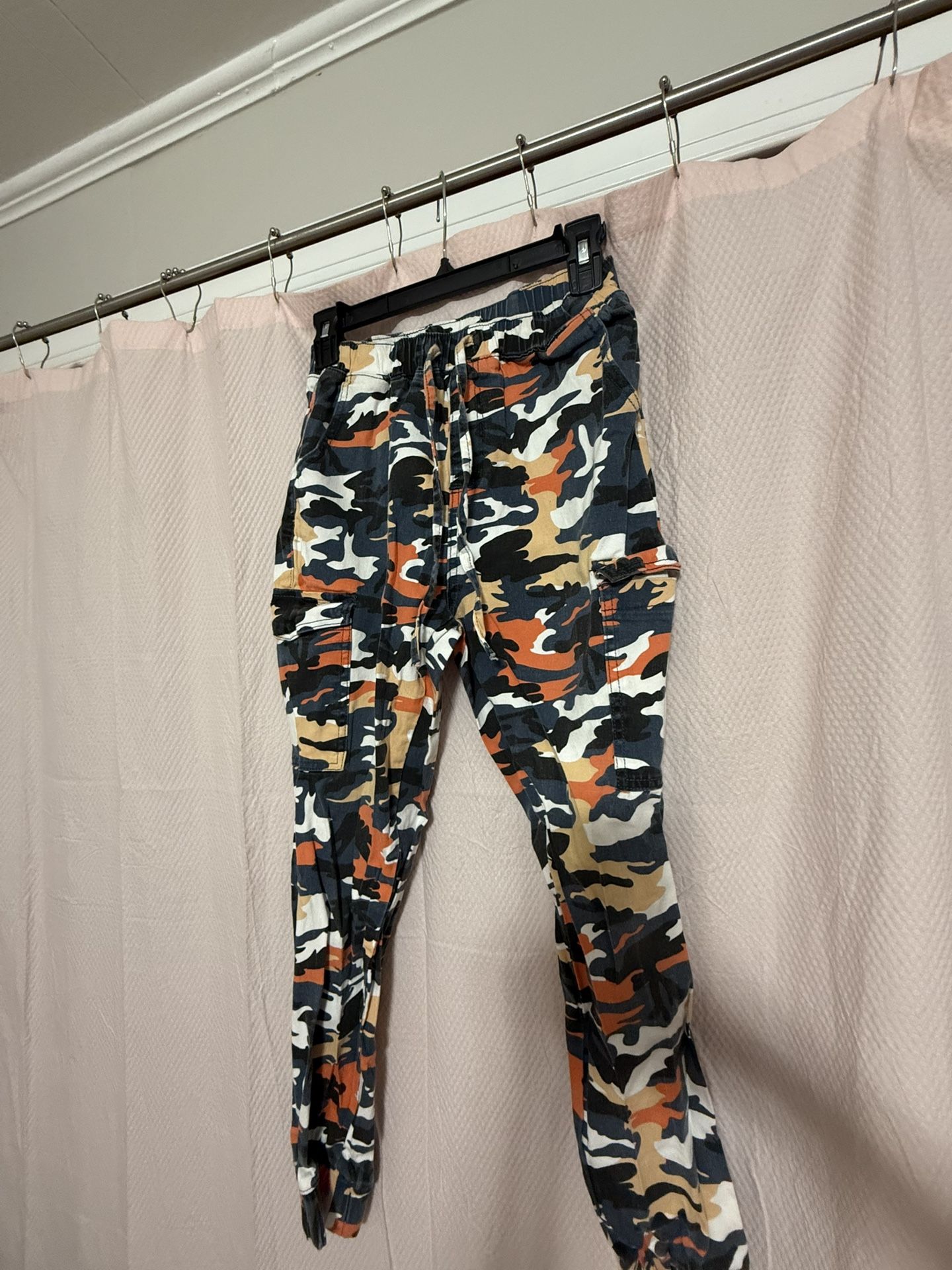 Camo Cargo Pants Size M
