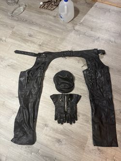Motorcycle Leather Pants women’s Small Gloves and Hat