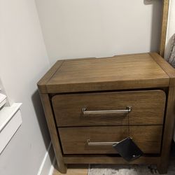 Ashley Furniture Canalynn Nightstand 