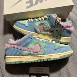 Nike Dunk Low SB Verdy