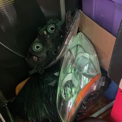 2010 Nissan Altima Headlights