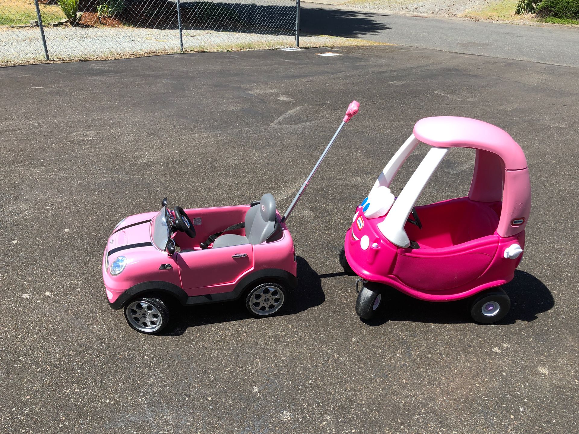 Outdoor play cars