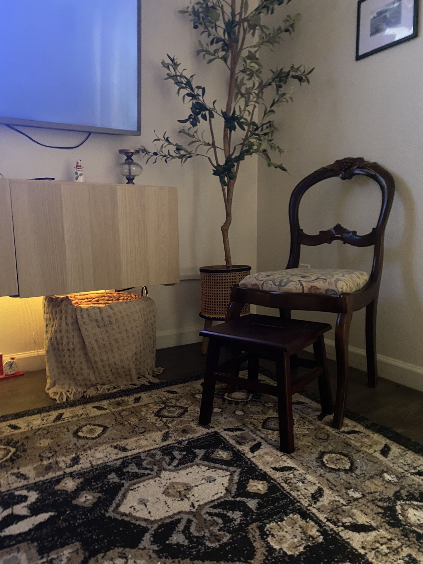 Cute Vintage Chair And Stool 