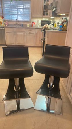 Bar stools (2)