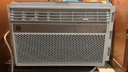 GE AC 12,000 BTU WIFI LIKE NEW