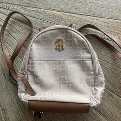 Tommy Hilfiger Small Backpack