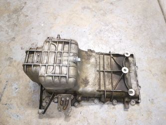Oil pan