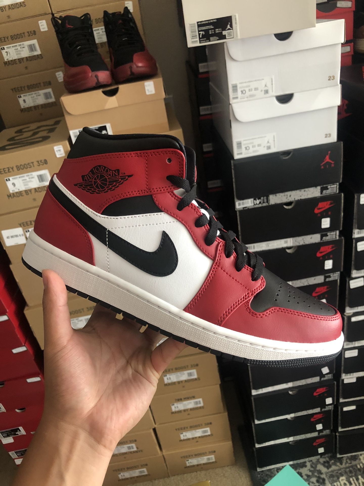 Nike air Jordan Chicago mid black toe size 10 11 13