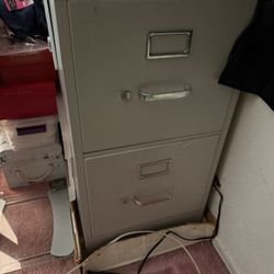 2 Drawer File Cabinet Must Go!