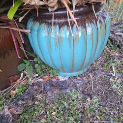 Fancy Glazed Ceramic Pots Pair