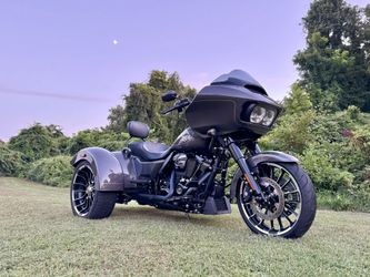 2023 Harley Davidson Road Glide 3