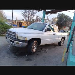2001 Dodge Ram