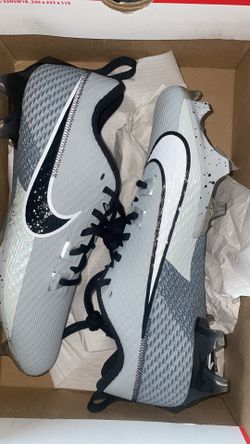 Brand New  Grey NIKE VAPOR MAX For Cheap!!