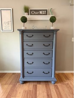 ✨🩶 🇲🇽 Beautiful solid dresser🩶 🇲🇽 ✨