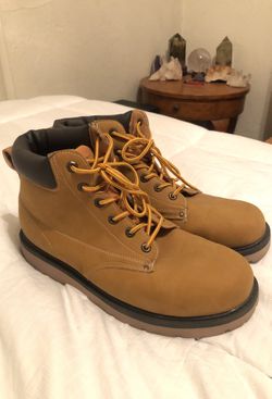 Brown boot Size 13