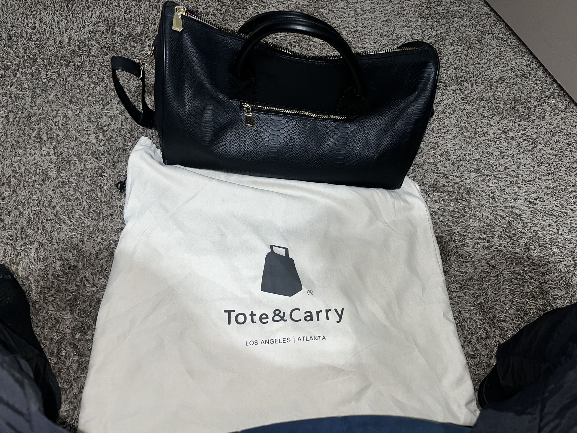 Tote & Carry Duffle