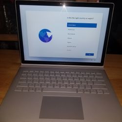 Surface Book- 512GB i7, 16GB with GPU + Charger 