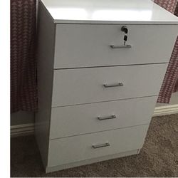 Dresser, Chest Organizer, White, W Lock