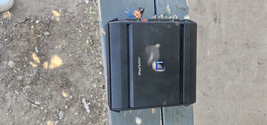 Alpine amplifier 4ch