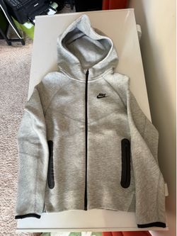Nike tech hoodie boys M