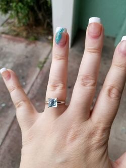 14k white gold with natural 2k aquamarine