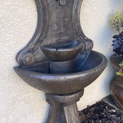 Concrete Water Fountain $350 Comes With Water Pump Motor