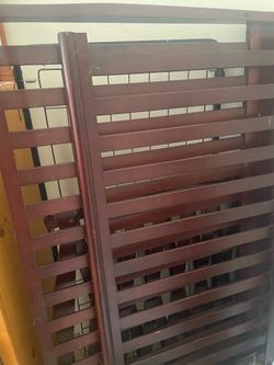 Graco Convertible Baby Crib – fair Condition