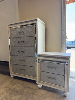 Brand New Global Furniture Mirrored 5 Drawer Chest Tall Dresser and Matching Nightstand.