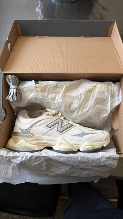 New Balance 9060 Sea Salt Size 10 Brand New/// Accept Zelle , PayPal etc