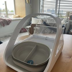 Automatic Pet Feeder