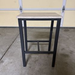 Bar stools (4)