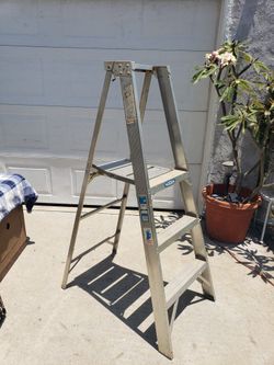 Aluminum Platform Ladder