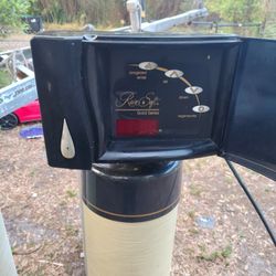 Water Filtration System... Good Condition..