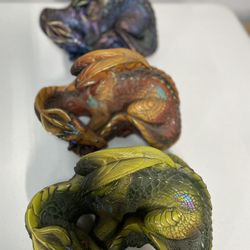 Windstone Editions By Pena 1985 Resting Sculpture.