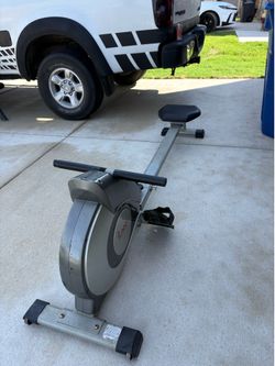 sunny rowing machine