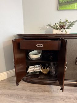 Dark Wood Buffet Sideboard Cabinet